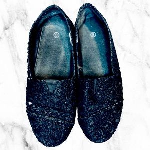 Sparkly black canvas slip on shoes for women size 8.5 black